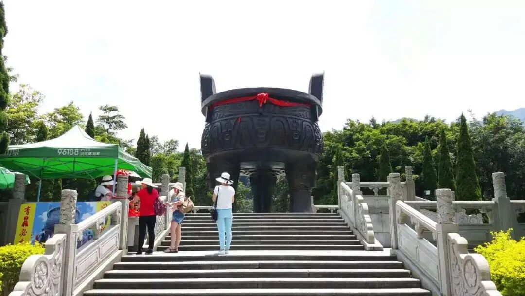 旁听证时序颠倒:揭开司法公信力的底色