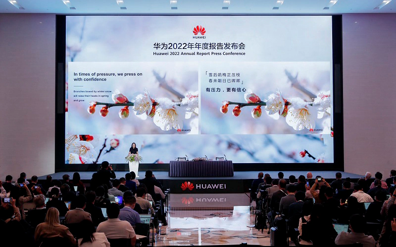 华为年度报告发布现场资料图｜来源：Huawei