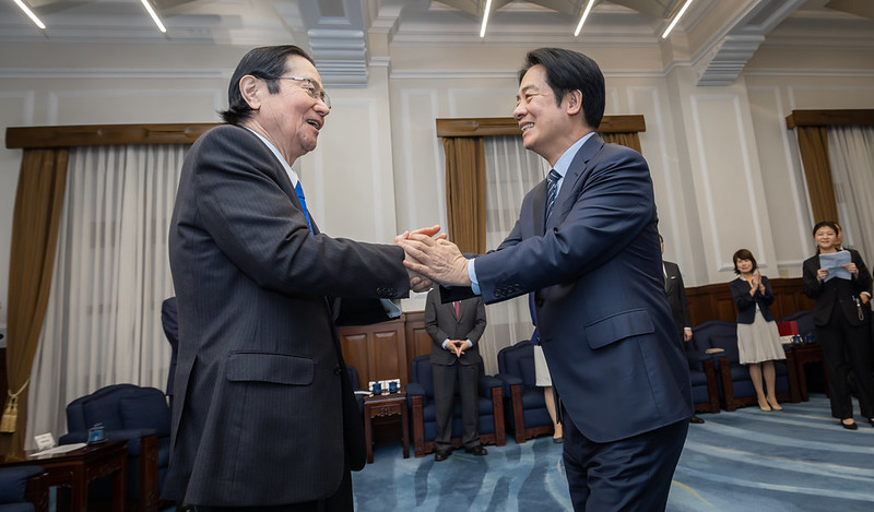 台湾与日本长期维持密切政治交流。图为台湾总统府公开的台日交流资料图