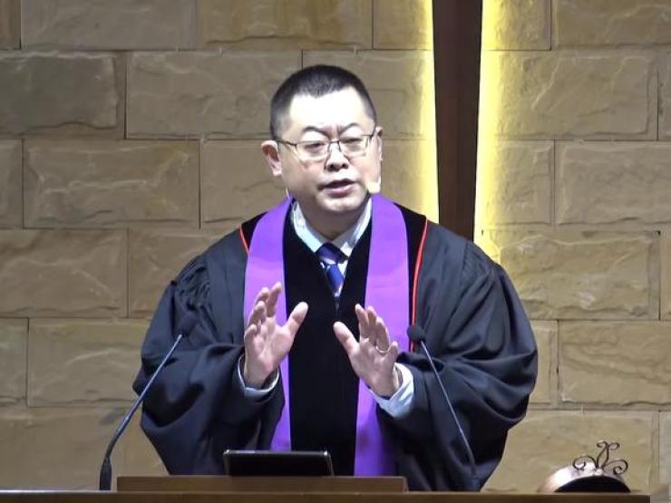 秋雨圣约教会牧师王怡资料照|来源:Premier Christian News