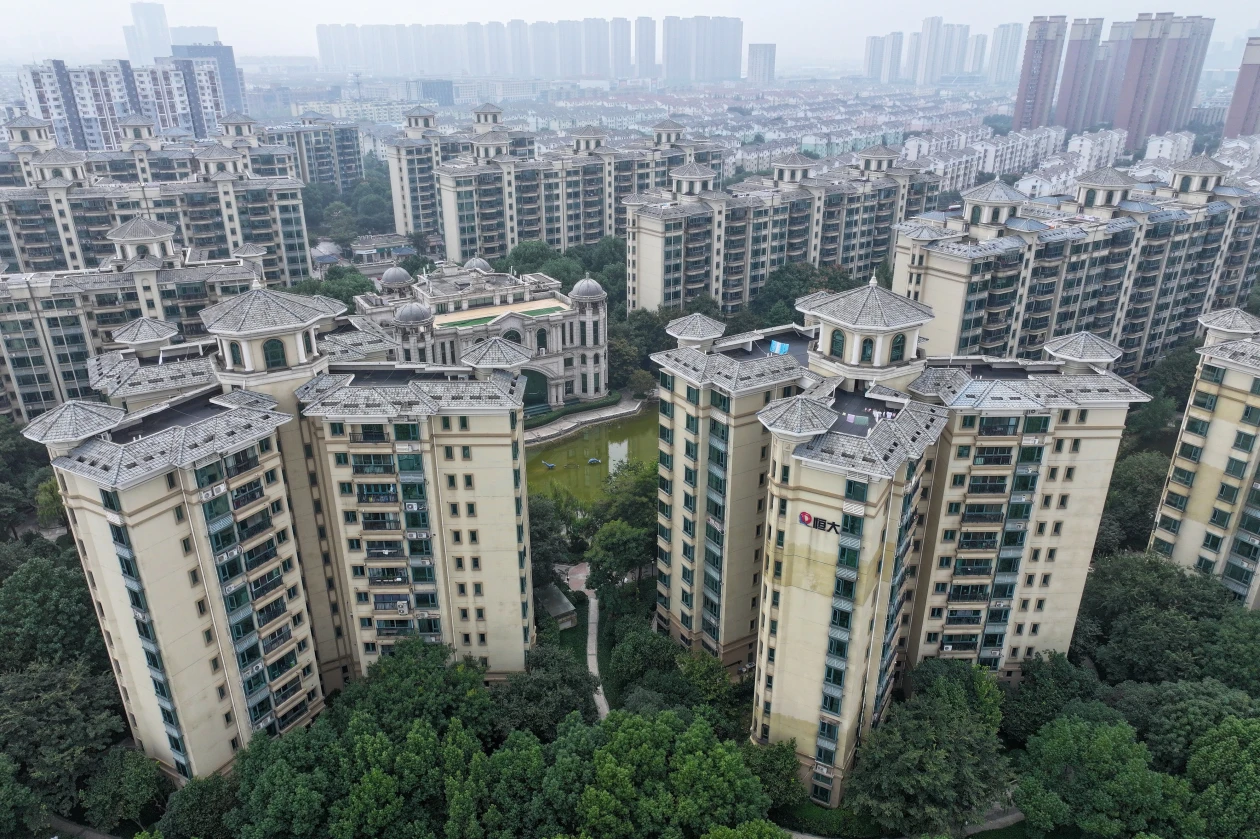 恒大开发住宅建筑群资料照｜来源：华尔街日报
