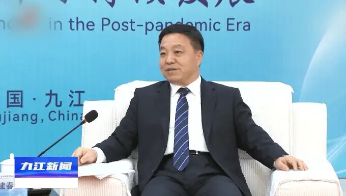 叶建春双面人生:台上反腐,台下涉腐