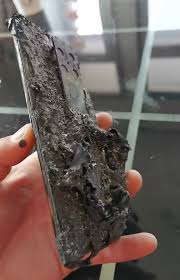 盛名之下:华为手机与智选车的市场困境、公关反噬与特权争议