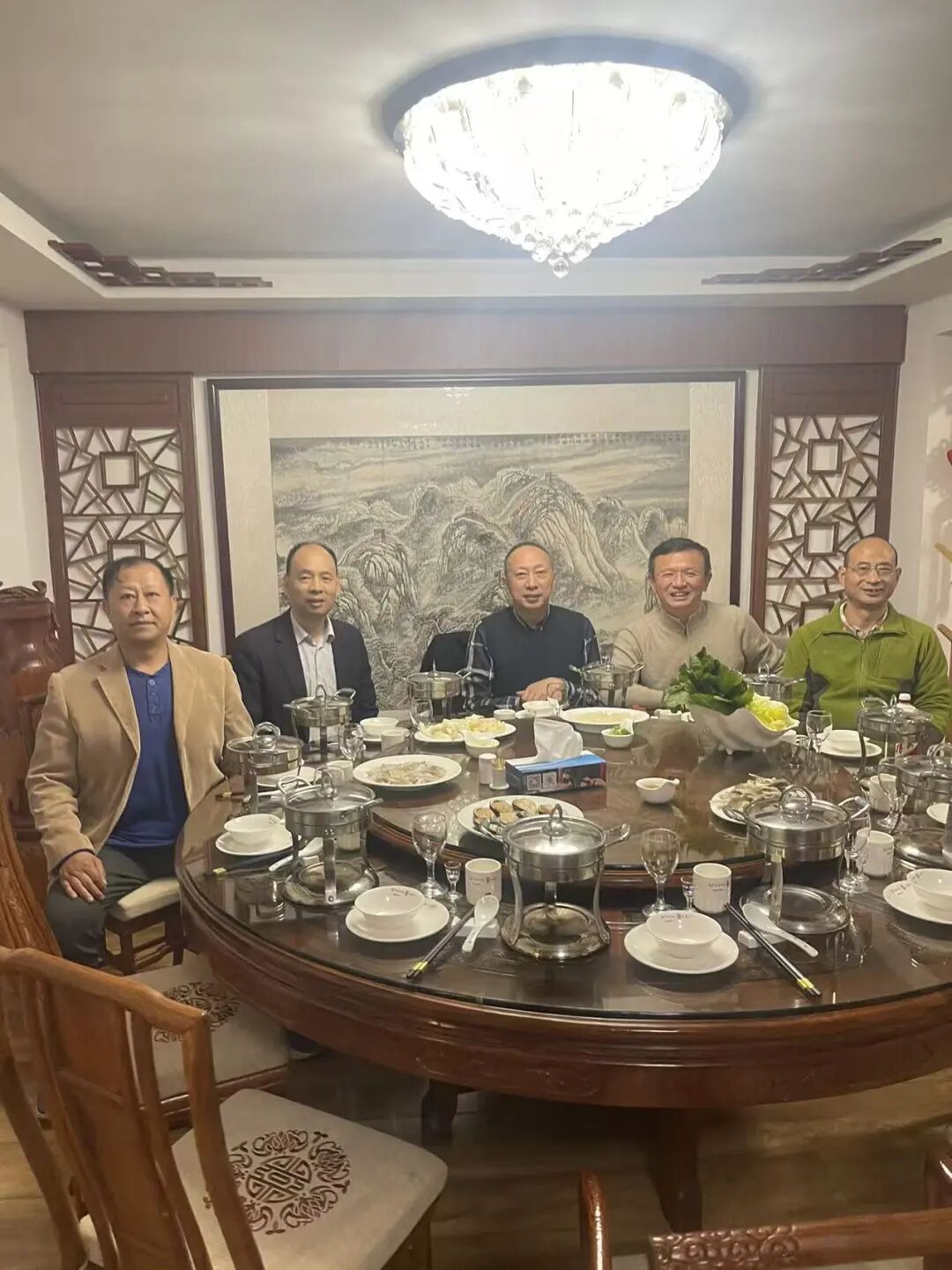 因网络维权获刑的自媒体人隔着铁窗托付希望:揭秘对未谋面律师的信任传递